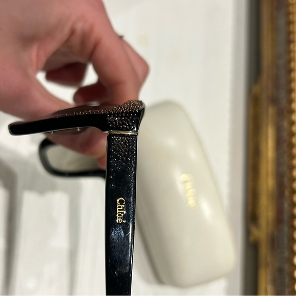 Chloe sunglasses 🕶️ - Picture 2 of 3